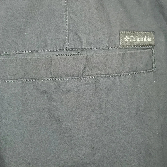 Men's Columbia Modern Classic Flat Front Gray Shorts Size 44 Inseam 8 - Picture 4 of 8